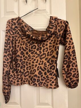 Crop satin top